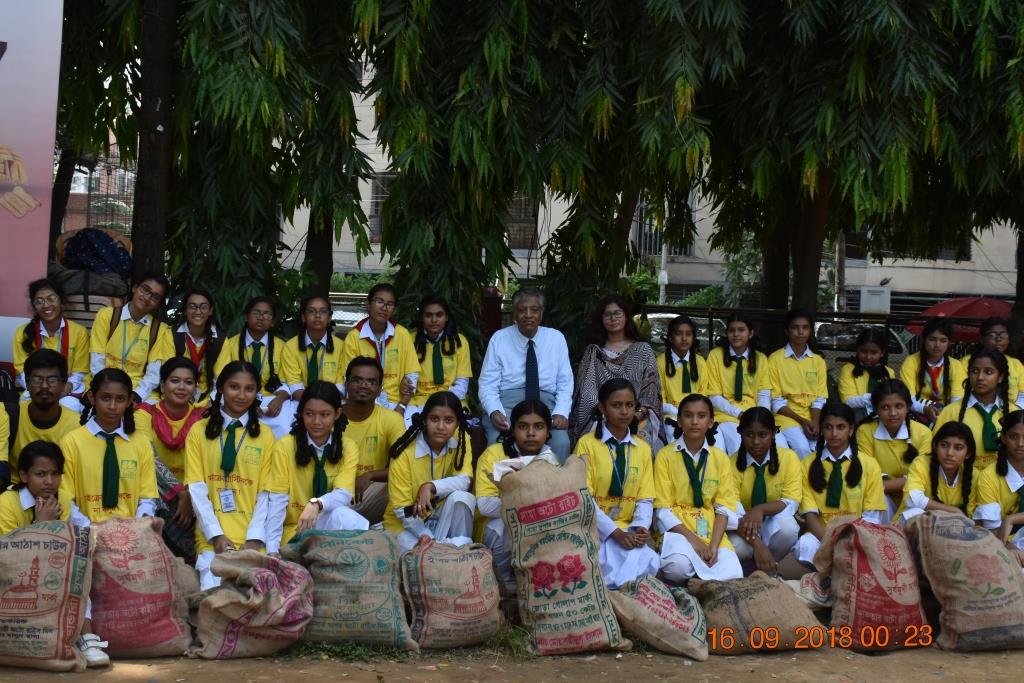 Plastics Brand Audit at Dhanmondi Lakeside Dhaka, volunteers collected around 100 kg of single-use plastics